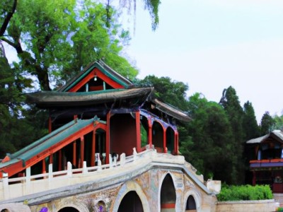 颐寿园和百花牌哪个好？