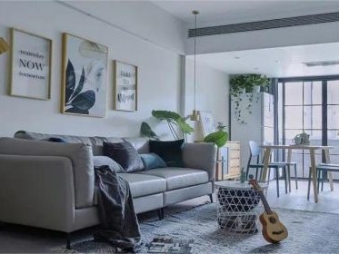 客厅浅灰好看还是米黄