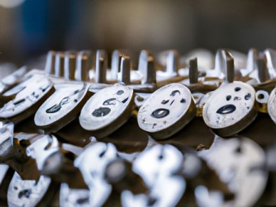 机械体重和电子哪个准确度高？