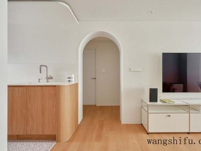 灯具欧特朗欧普哪个好？