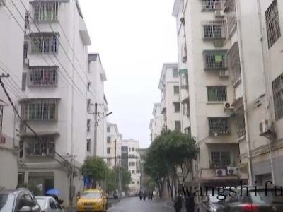 慎选木器漆 为木家具添加安全保护膜