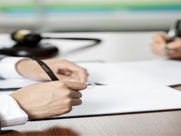 开发商合同不合理可以要求退款吗