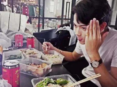 桌上足球（桌上足球玩法介绍）