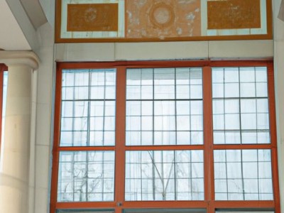 活动防盗窗与普通防盗窗的比较及优势