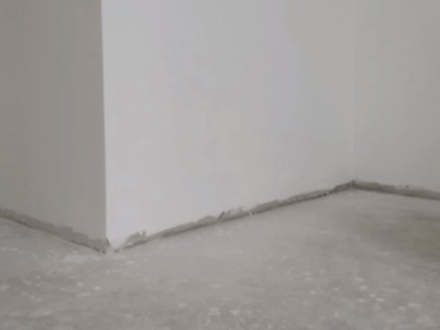 踢脚线千万不要选择隐形的！不然到时候翻车的可能就只有你自己了