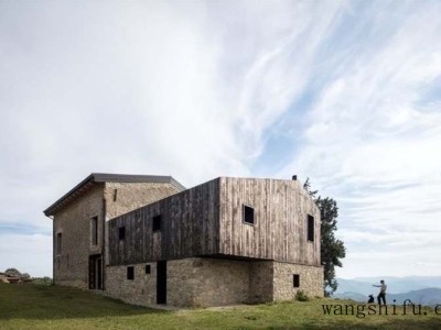 翻新的谷仓，软硬兼得的工作室｜旧房改造（旧仓库改造工作室）