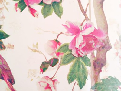 墙布刺绣跟提花哪个贵些？