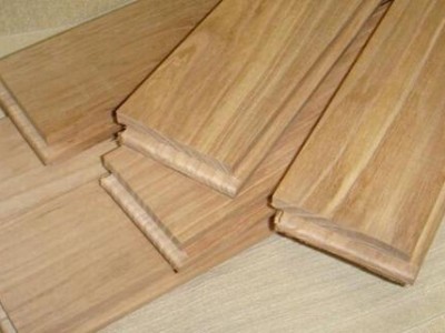 西安旧房翻新，在建材市场选择实木地板不要犯这些错误