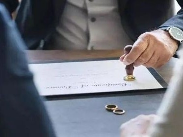 离婚房产过户对方不同意怎么办理