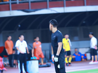 单人床（单人床的尺寸是多少）