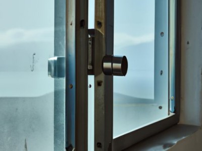 窗机及窗机空调：功能强大的家用空调设备