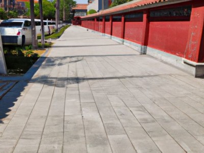 加气块和砖哪个成本低？