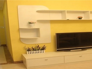 黄色电视背景墙好看吗