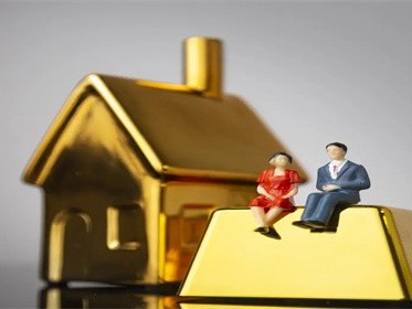 婚前房产加配偶名字要交税吗