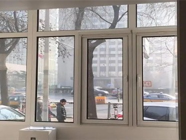 什么是平开窗及推拉窗