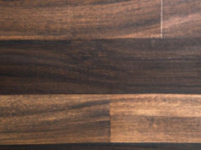 橡木地板的优缺点及使用注意事项