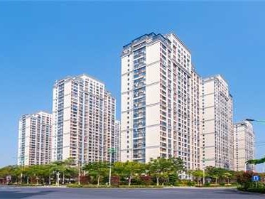 住宅槽钢层是腰线层吗