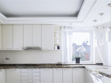 做了双眼皮吊顶还用再加石膏线吗