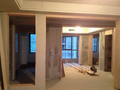 香龙血树（香龙血树开花象征着什么）