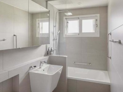 真石漆及真石漆包工包料多少钱一平方