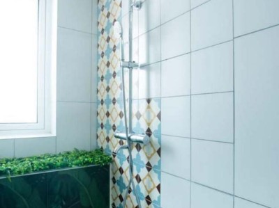 乳胶漆是刷好还是喷好 乳胶漆墙面施工注意事项