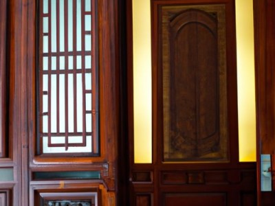 室内钢木门价格及选择指南