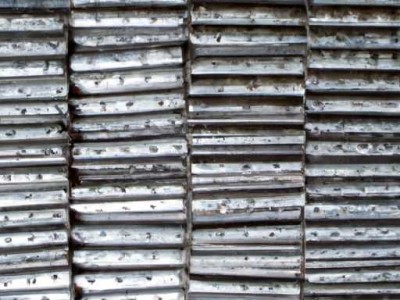 马桶盖板选购：pp和脲醛哪个更好？