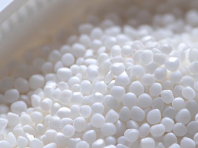 摇粒绒是什么面料？详细解析摇粒绒的特点和用途