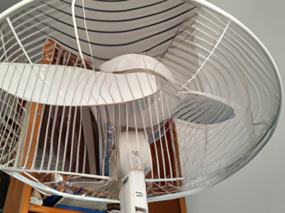 乳胶漆要刷几遍？什么时候刷最好？老油漆工告诉你答案！