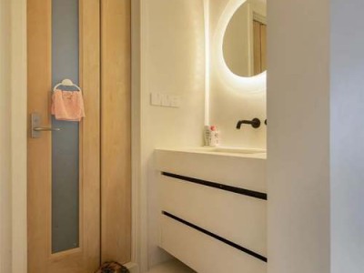 选房选靠边还是中间