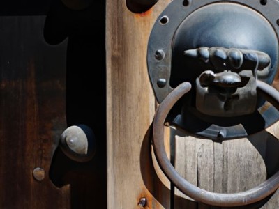 防盗门及防盗门十大名牌——选择安全可靠的防盗门保护家庭财产