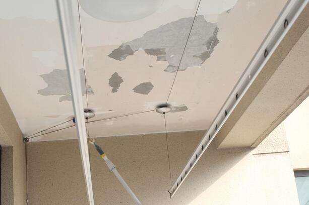 哪个牌子的运动腰包好（哪个牌子的运动腰包好用）