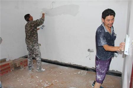 装修自己刷墙，能省不少钱呢！自己如何简单粉刷墙壁？