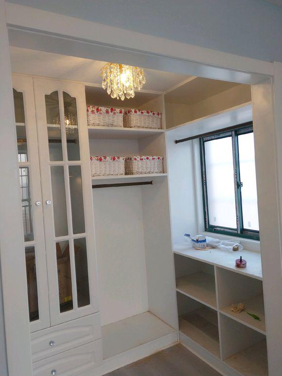 新房目前花了11万,最后悔的是贴墙布,一屋子都是难闻的味道 新房目前花了11万,最后悔的是贴墙布,一屋子都是难闻的味道