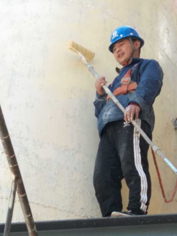 我是一名粉刷匠