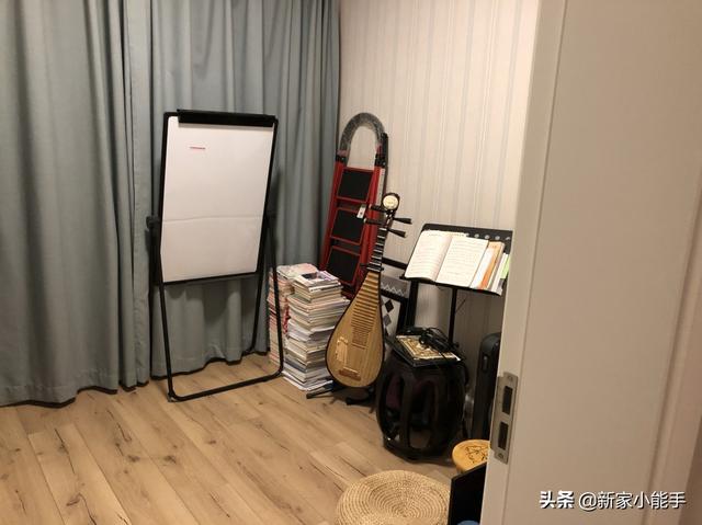 坚持全屋贴墙布,他们家新房装出了“艺术感”,美观耐看不复杂 坚持全屋贴墙布,他们家新房装出了“艺术感”,美观耐看不复杂