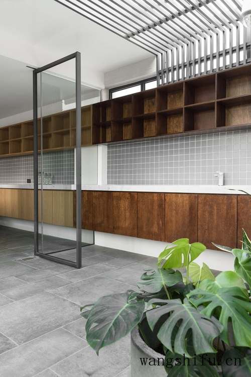 小巷里的住宅改造旧房改造 旧房翻新 第3张 小巷里的住宅改造旧房改造 旧房翻新 粉刷匠第3张 小巷里的住宅改造旧房改造 旧房翻新 第3张 小巷里的住宅改造旧房改造 旧房翻新 粉刷匠第3张