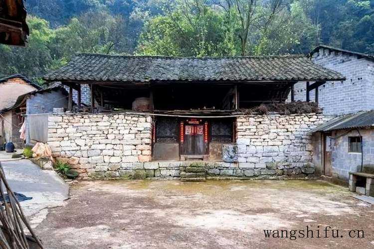 墙面修补方法及保养 墙面修补方法及保养