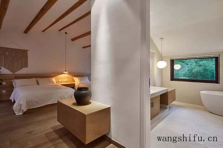 鸡翅木和紫檀木哪个好（鸡翅木和紫檀木哪个好一点）