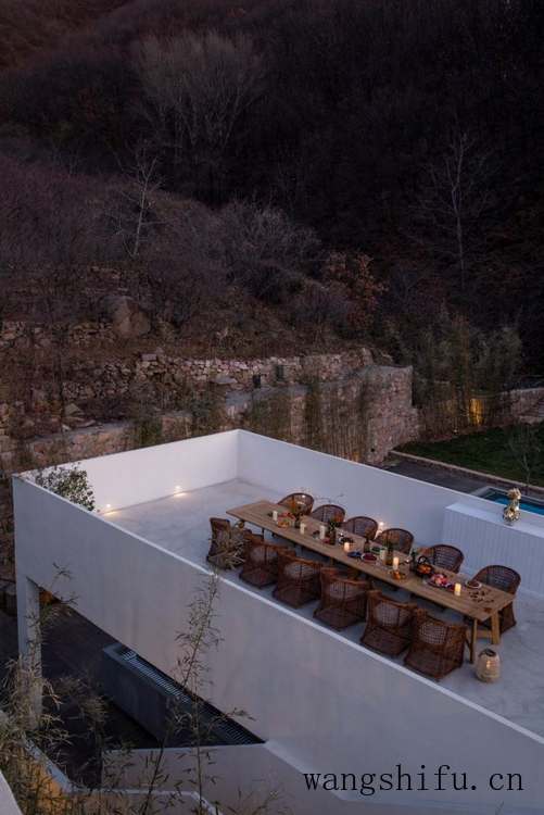 外墙真石漆工程施工方法及优点介绍 外墙真石漆工程施工方法及优点介绍