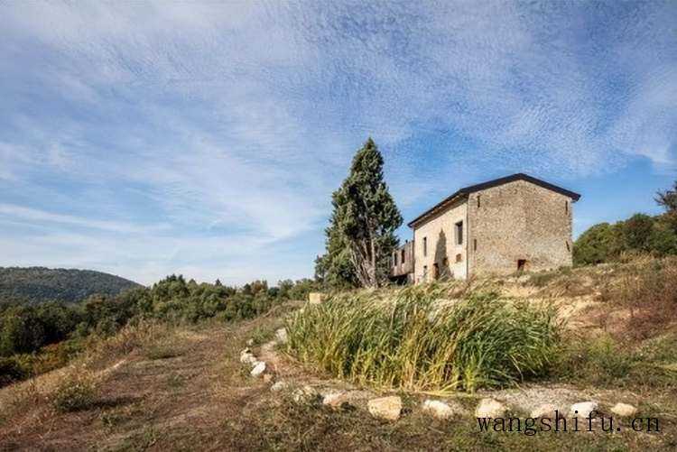 翻新的谷仓，软硬兼得的工作室｜旧房改造 旧房翻新 第3张 翻新的谷仓，软硬兼得的工作室｜旧房改造 旧房翻新 粉刷匠第3张