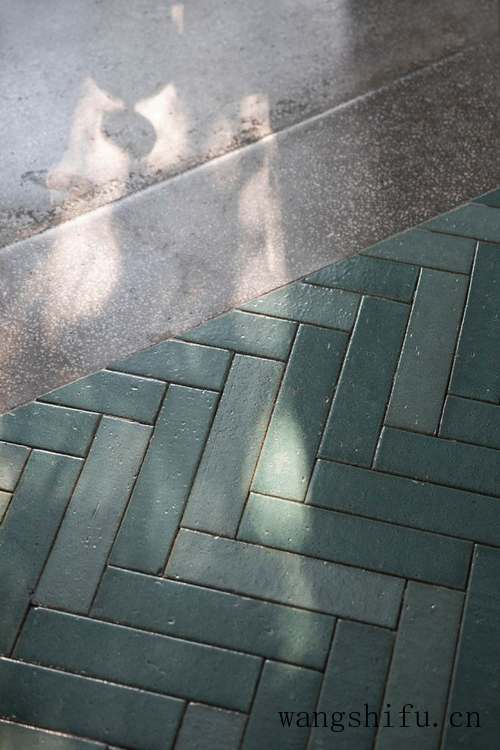 为什么墙布壁布要比壁纸贵