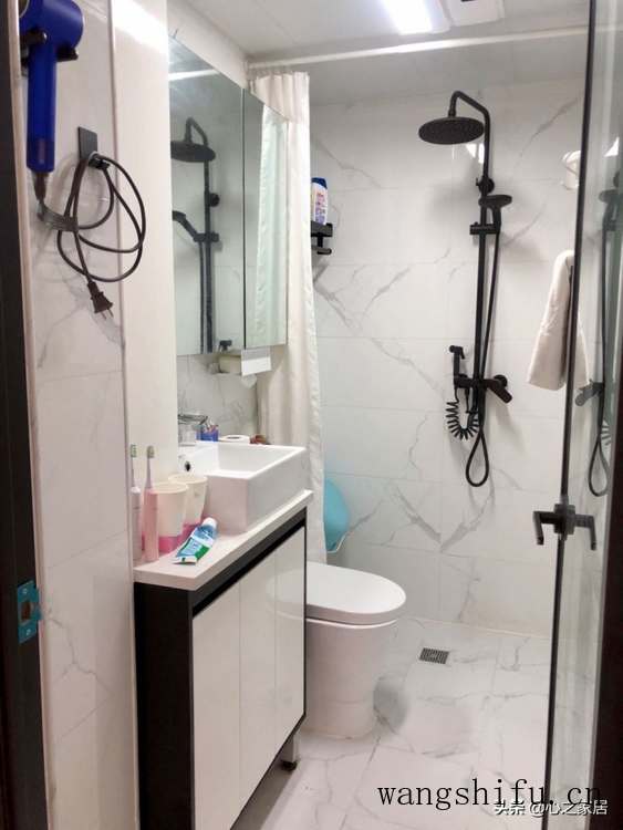 50㎡的老房子花10万翻新，小空间焕然一新，舒适温馨再住十年 旧房翻新 第4张 50㎡的老房子花10万翻新，小空间焕然一新，舒适温馨再住十年 旧房翻新 粉刷匠第4张