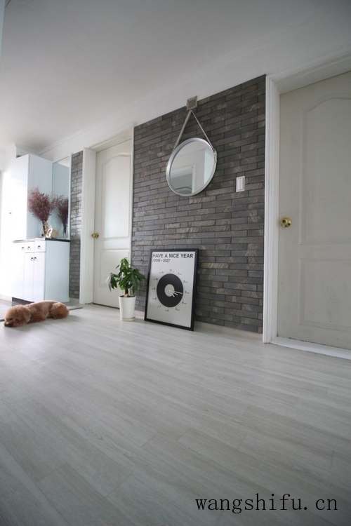 这家23年旧房改造花2万，搬空旧家具，84平一进门温馨到让人羡慕 旧房翻新 第6张 这家23年旧房改造花2万，搬空旧家具，84平一进门温馨到让人羡慕 旧房翻新 粉刷匠第6张