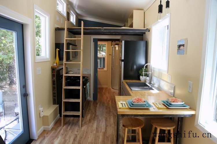 夫妻改造28㎡老旧平房，做挑高卧室和休闲区，打造出轻松惬意小家 旧房翻新 第1张 夫妻改造28㎡老旧平房，做挑高卧室和休闲区，打造出轻松惬意小家 旧房翻新 粉刷匠第1张