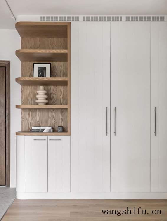 夫妻俩改造30年前的老房，82㎡空间利用到极致，这种敞亮感真棒 旧房翻新 第3张 夫妻俩改造30年前的老房，82㎡空间利用到极致，这种敞亮感真棒 旧房翻新 粉刷匠第3张