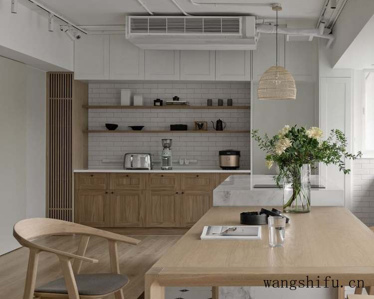 夫妻俩改造30年前的老房，82㎡空间利用到极致，这种敞亮感真棒 旧房翻新 第9张 夫妻俩改造30年前的老房，82㎡空间利用到极致，这种敞亮感真棒 旧房翻新 粉刷匠第9张