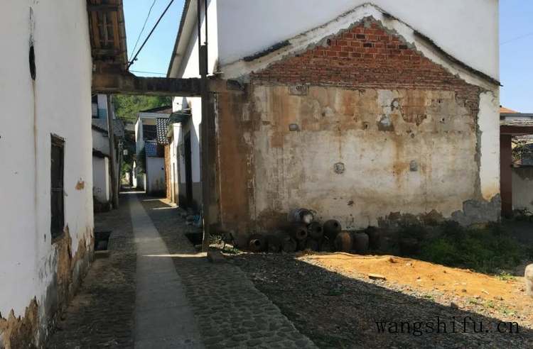 老宅的蜕变改造前生是生活,改造后是情怀 旧房翻新 第3张 老宅的蜕变改造前生是生活,改造后是情怀 旧房翻新 粉刷匠第3张 老宅的蜕变改造前生是生活,改造后是情怀 旧房翻新 第3张 老宅的蜕变改造前生是生活,改造后是情怀 旧房翻新 粉刷匠第3张