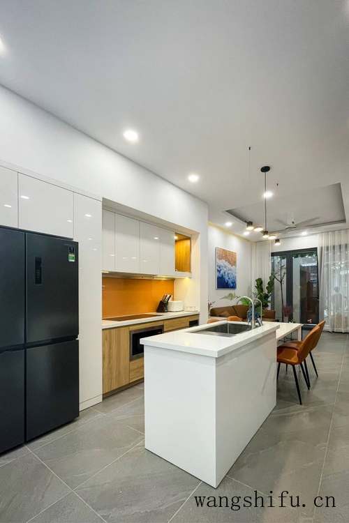 潮湿发霉难入眼 墙面问题补救方法