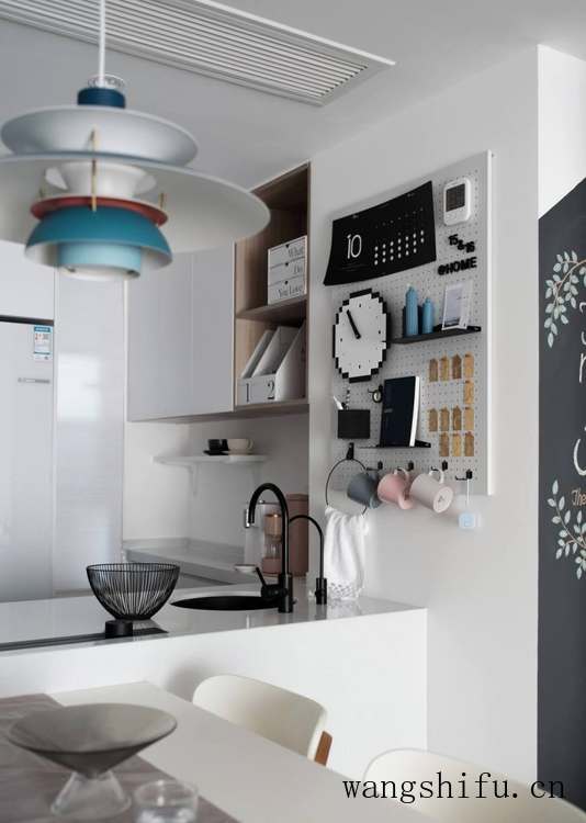 香茅精油（香茅精油的功效与用法）